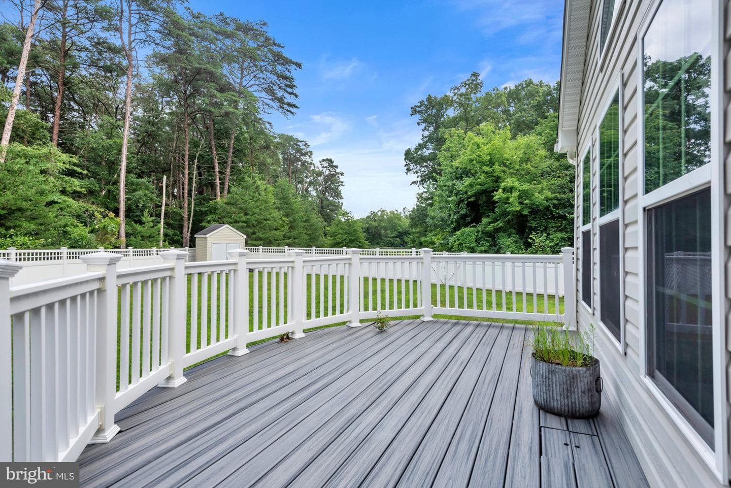 52 Richard Avenue photo 49