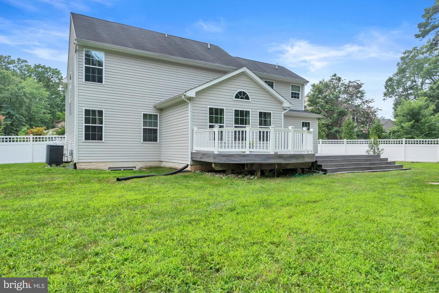 52 Richard Avenue photo 52