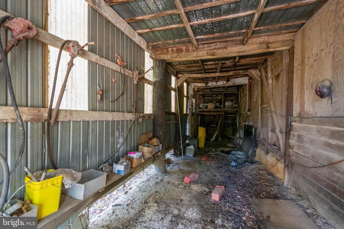 5292 Moreland Road photo 5