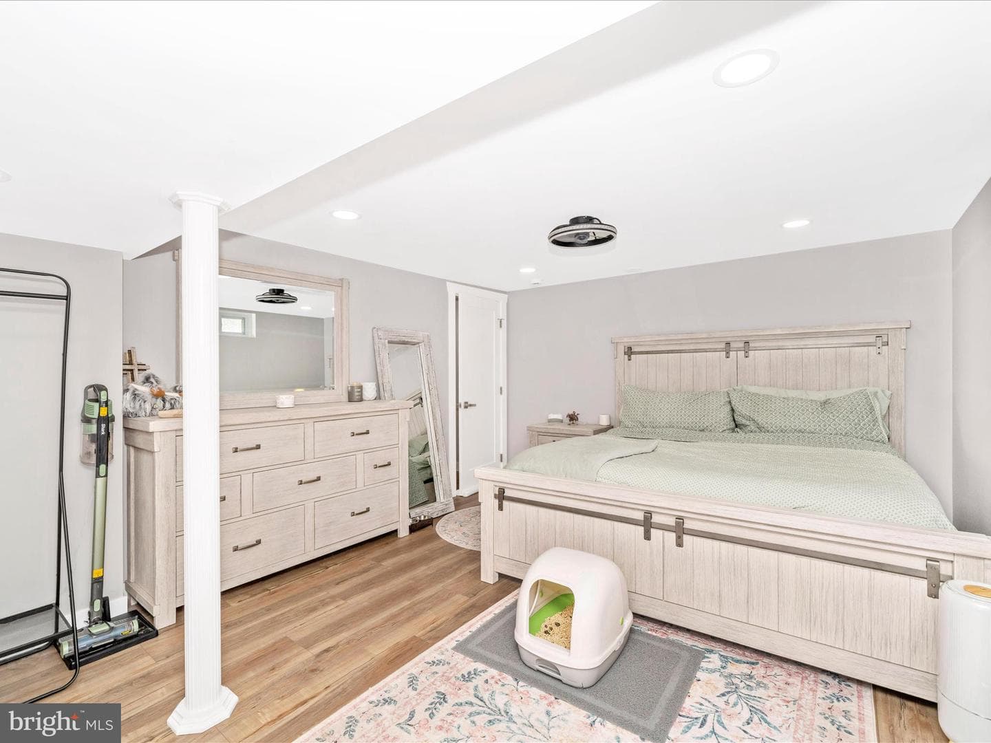 410 Melrose Avenue photo 34