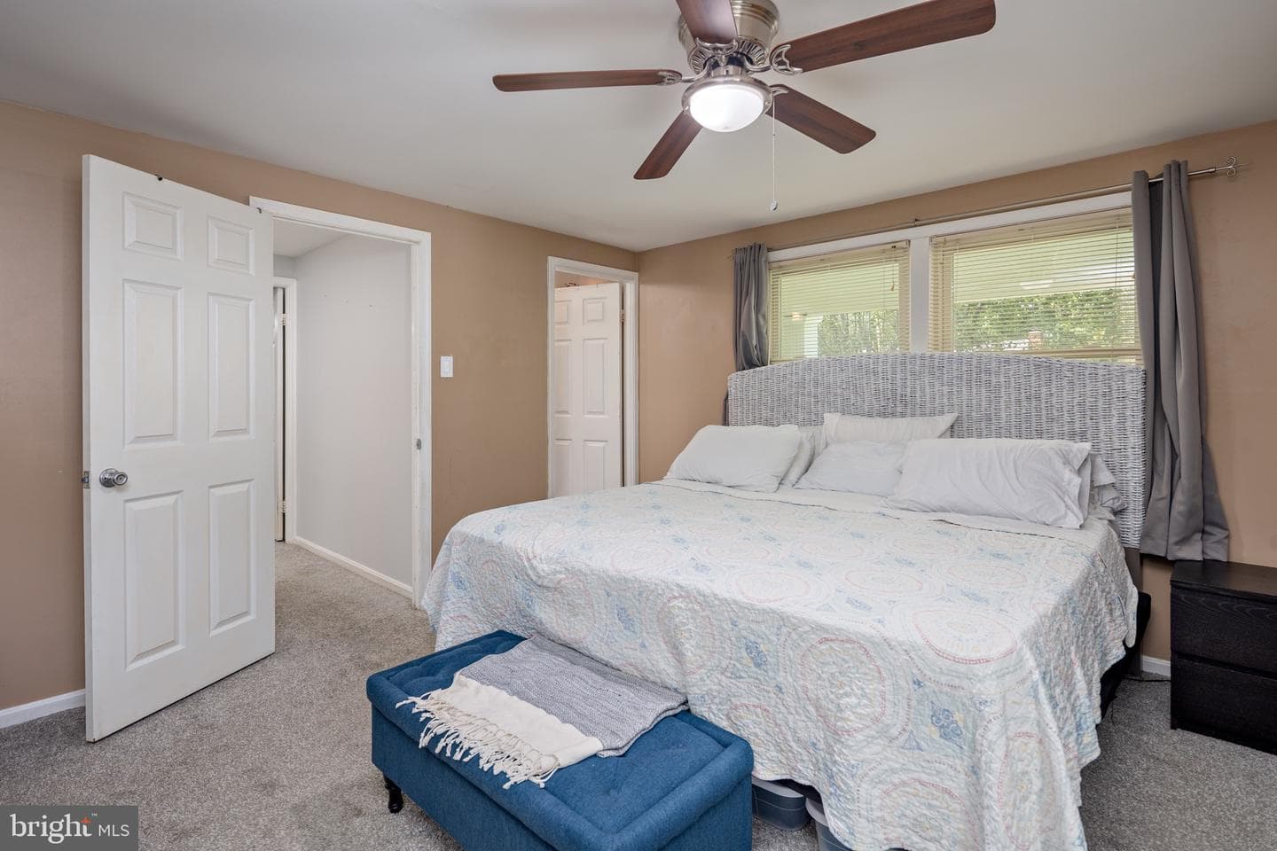 1794 Rochester Street photo 22