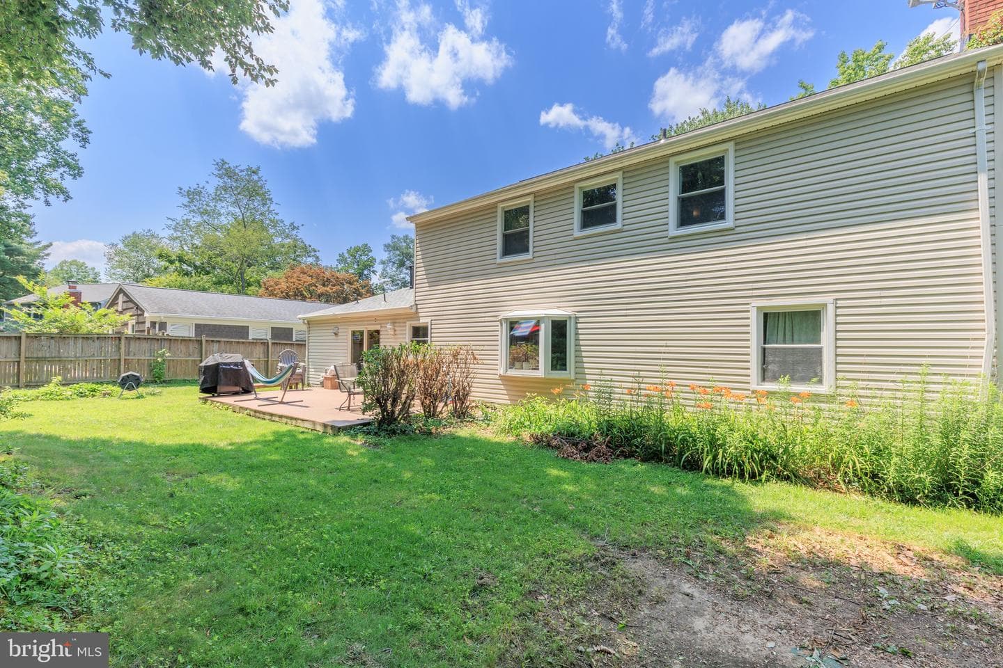 1794 Rochester Street photo 31