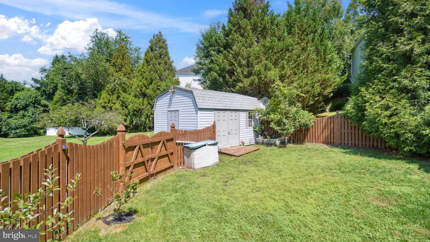 8301 Hope Point Court photo 60