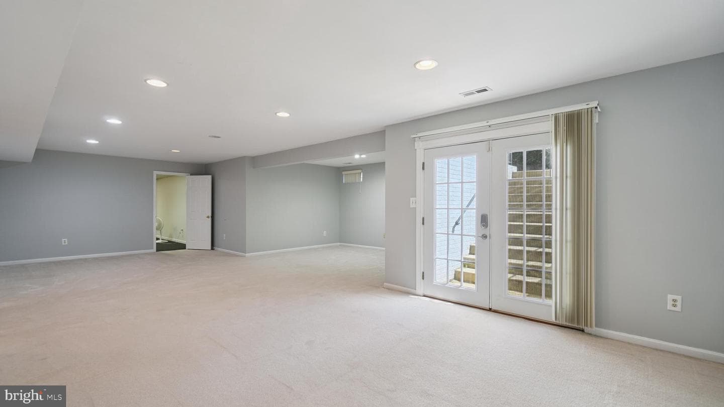 8301 Hope Point Court photo 65