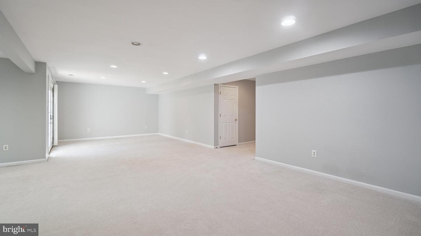 8301 Hope Point Court photo 68