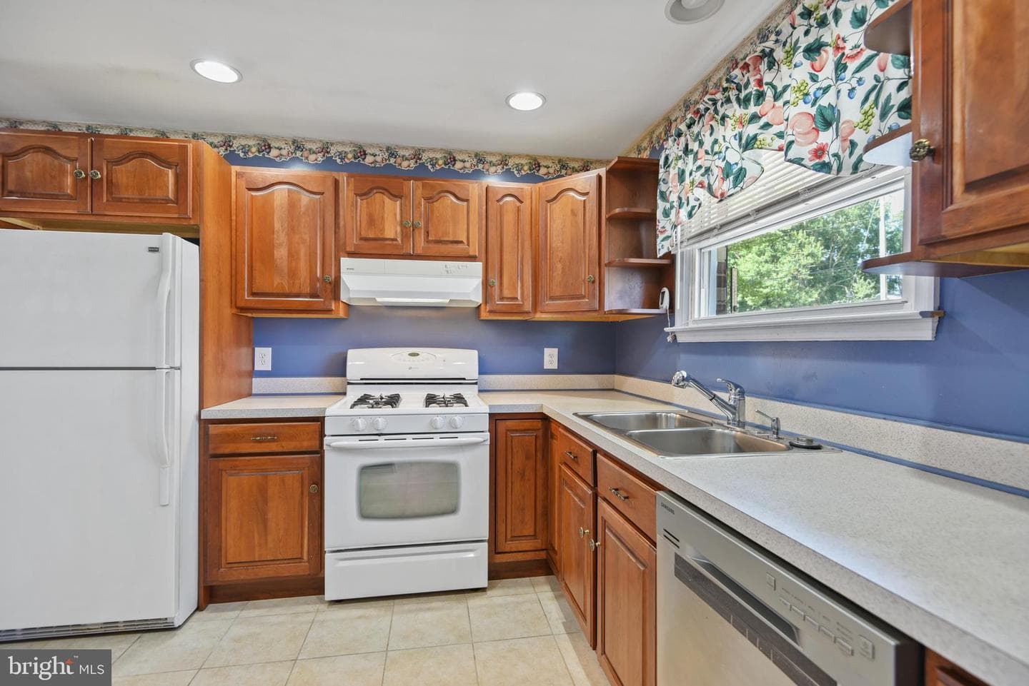 7923 Oakwood Road photo 9