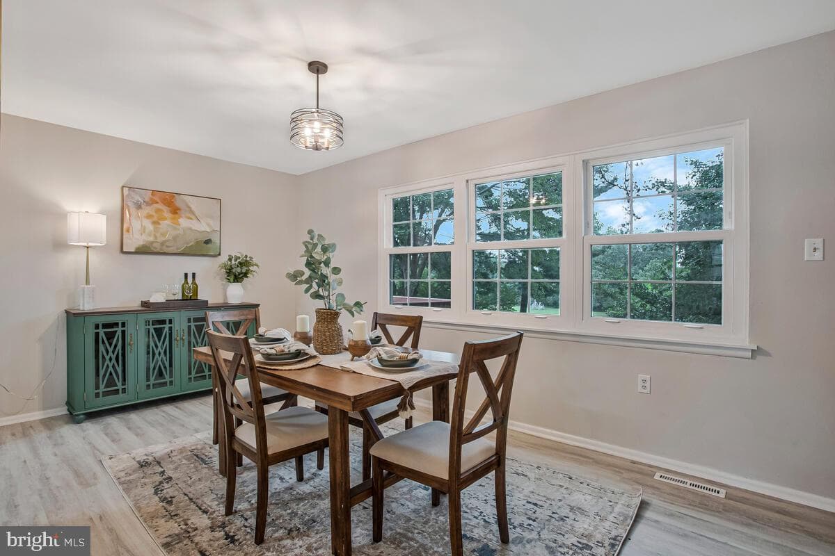 570 Millshire Drive photo 15