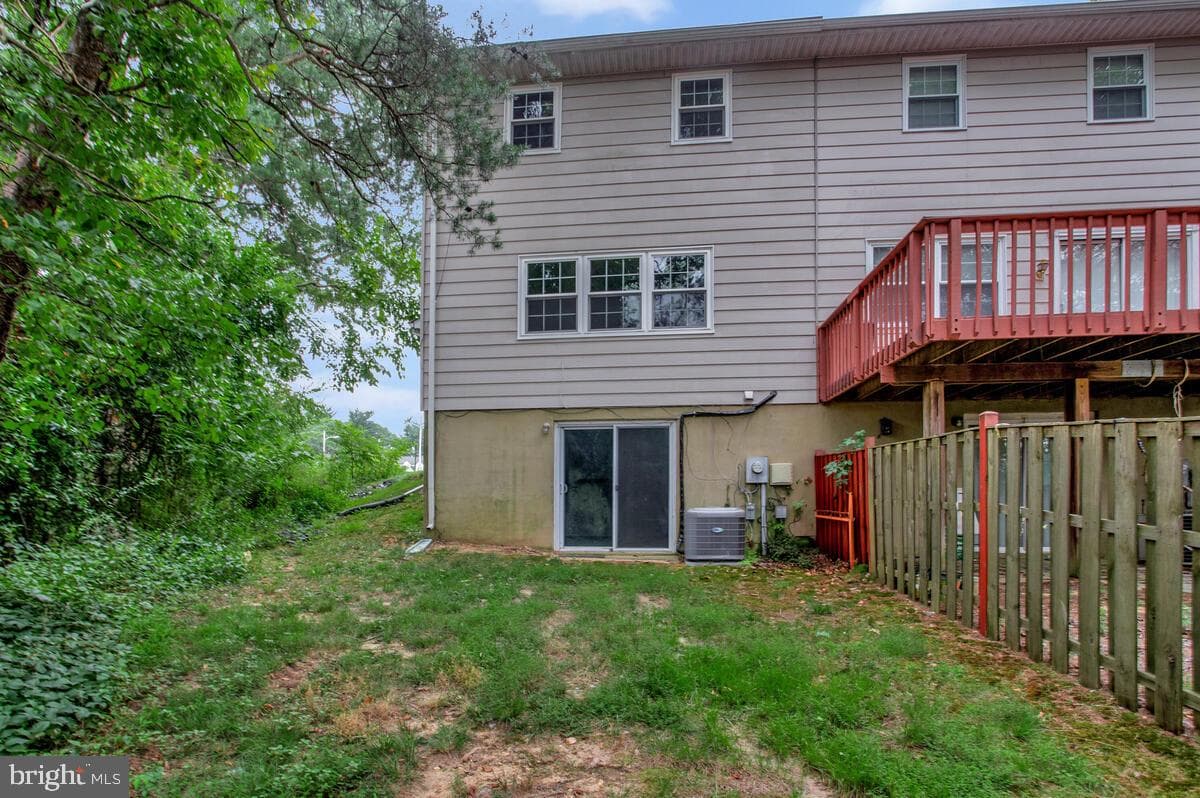 570 Millshire Drive photo 27