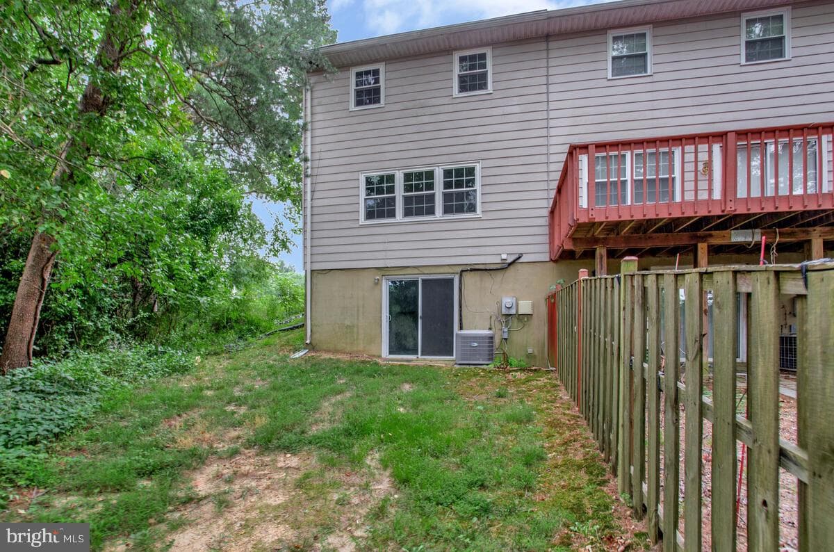 570 Millshire Drive photo 28
