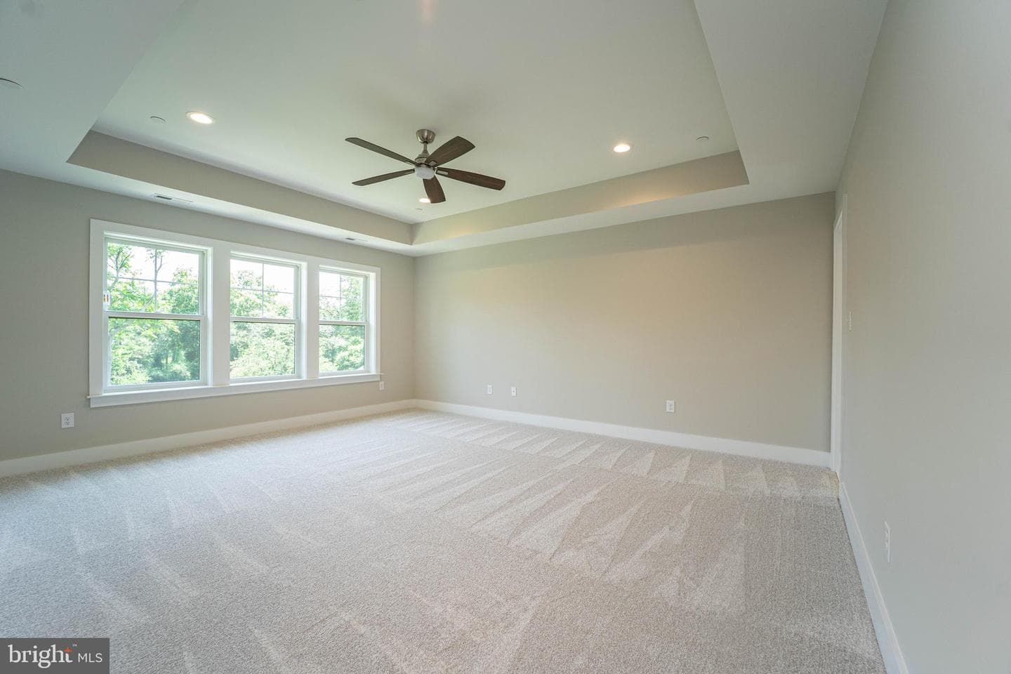 218 Daffodil Road photo 17