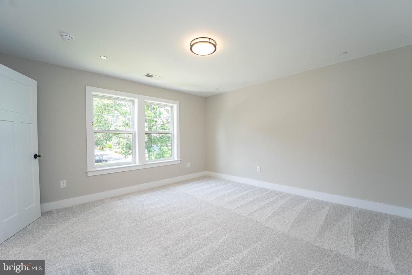 218 Daffodil Road photo 27