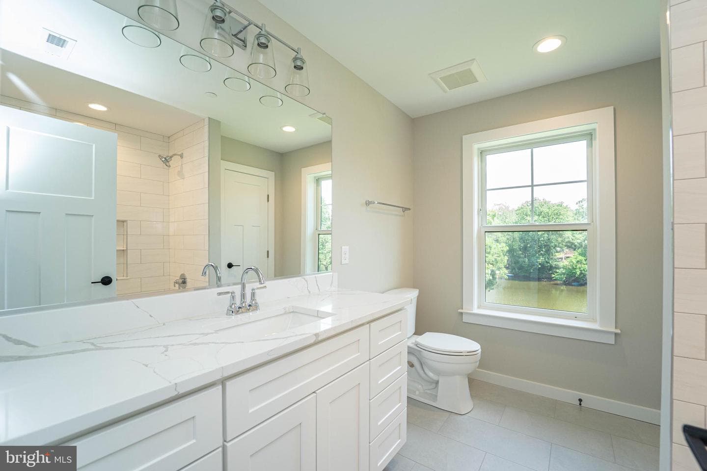 218 Daffodil Road photo 28