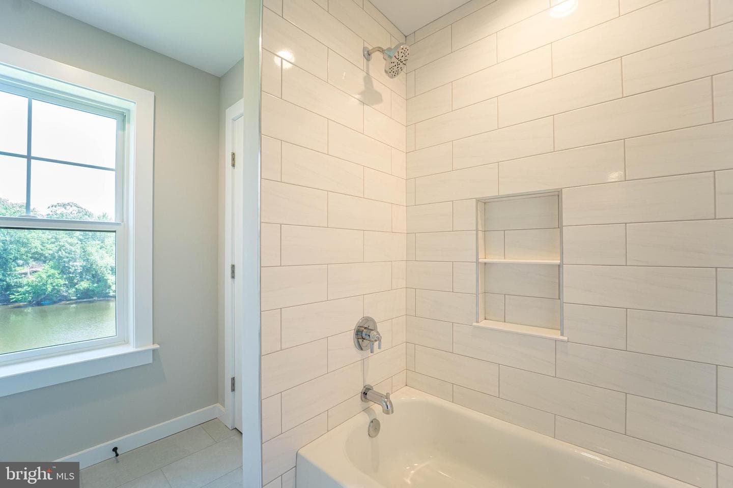 218 Daffodil Road photo 29