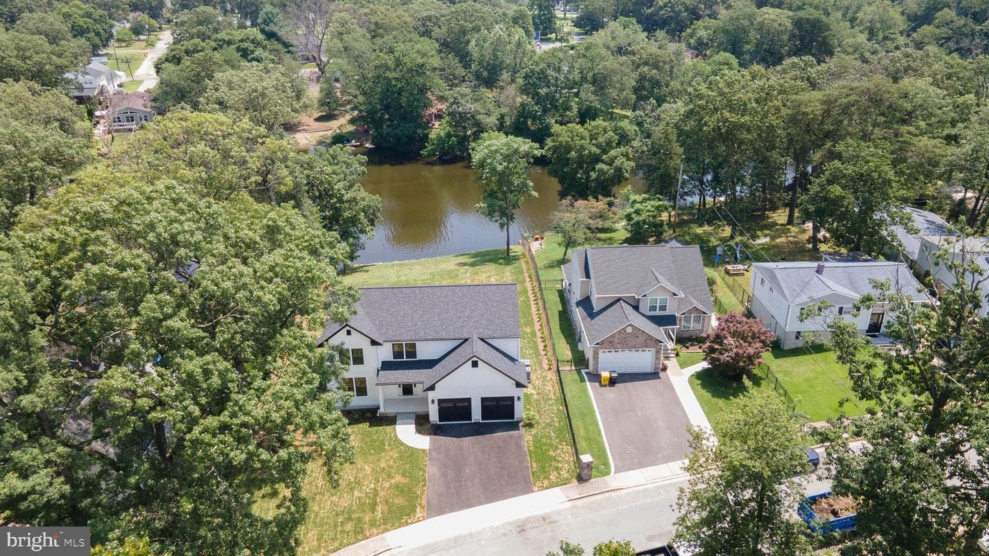 218 Daffodil Road photo 3