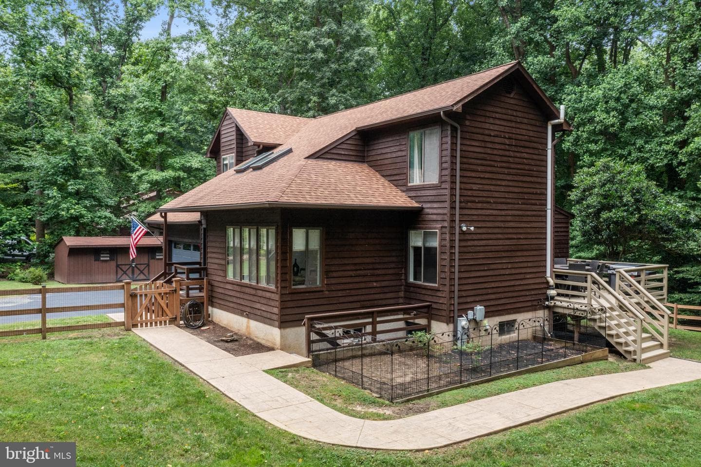1119 Valentine Creek Drive photo 4