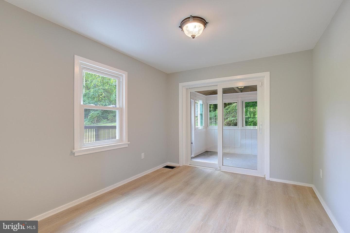 349 Arbutus Drive photo 12