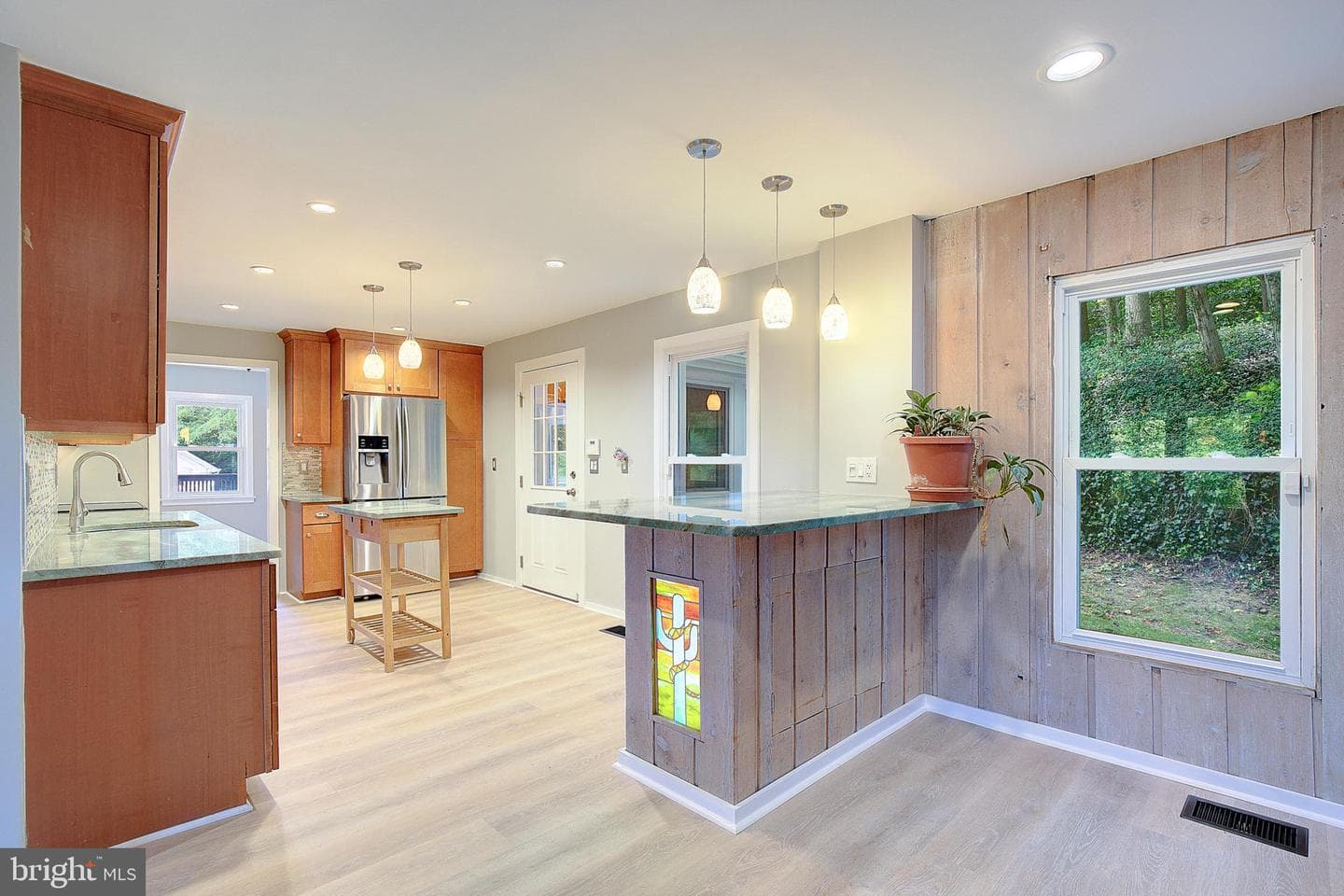 349 Arbutus Drive photo 19