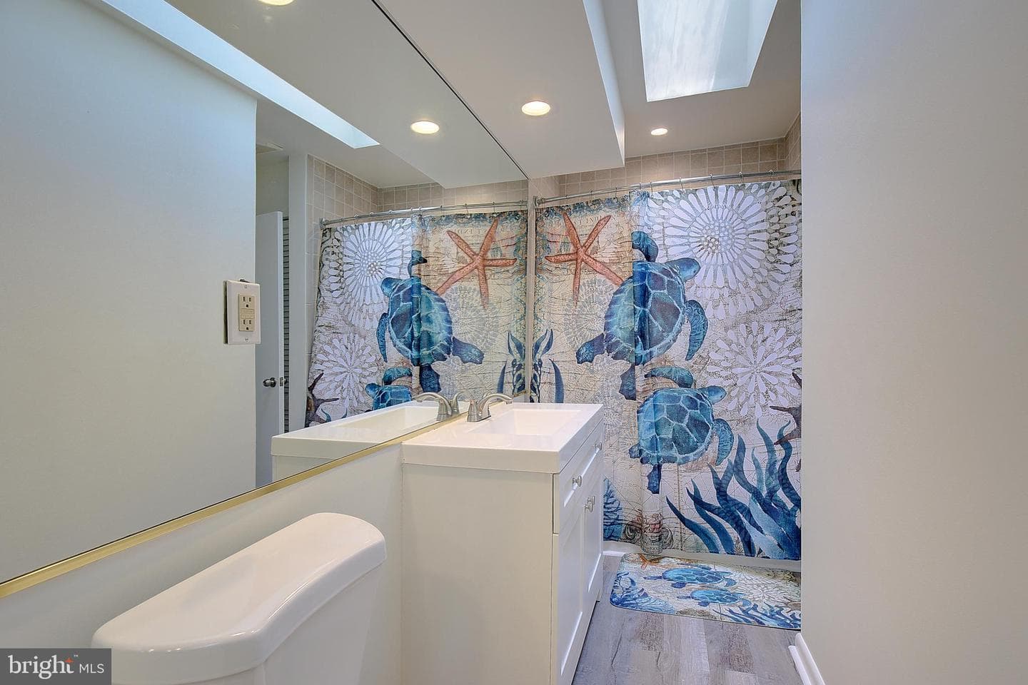 349 Arbutus Drive photo 33