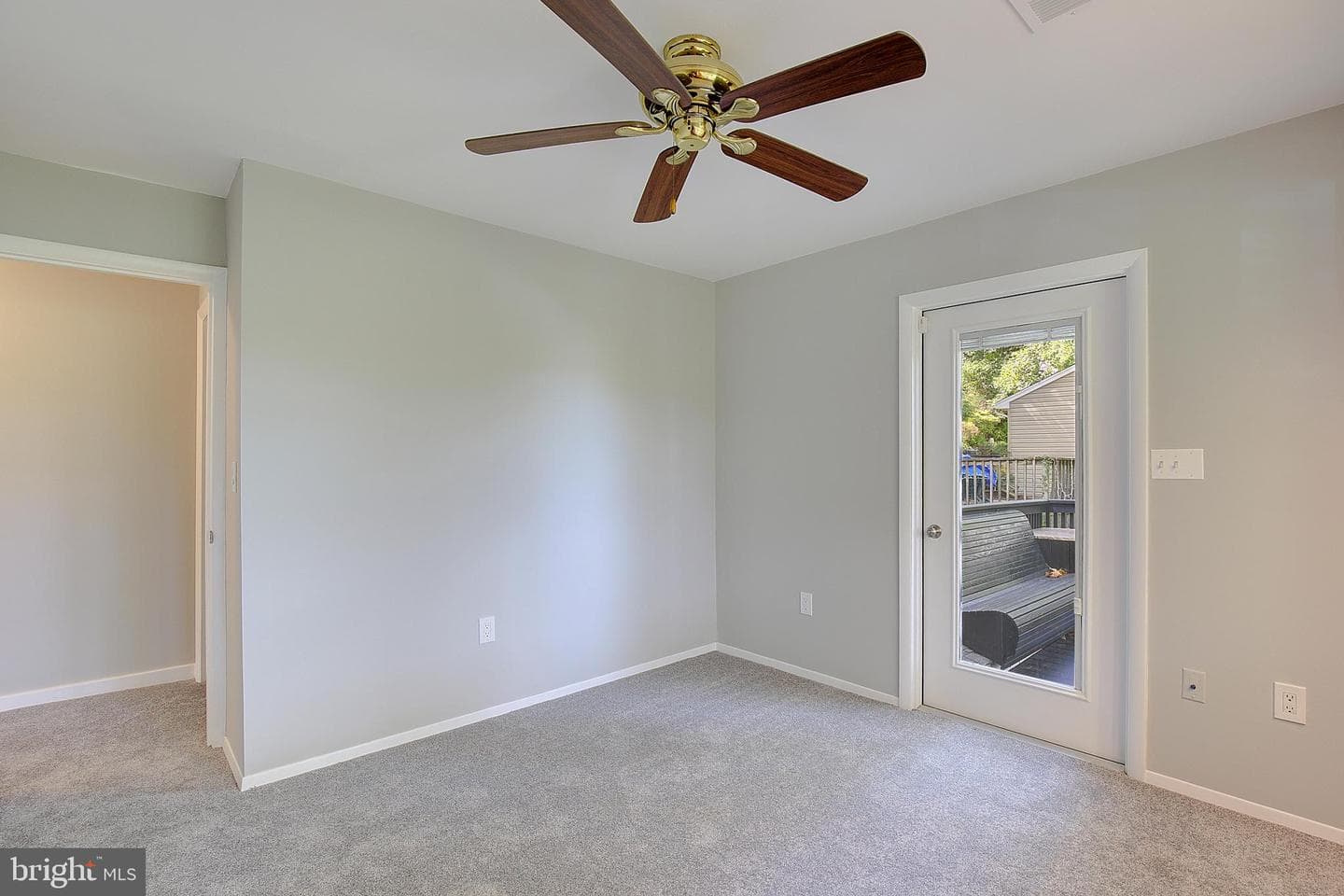 349 Arbutus Drive photo 38