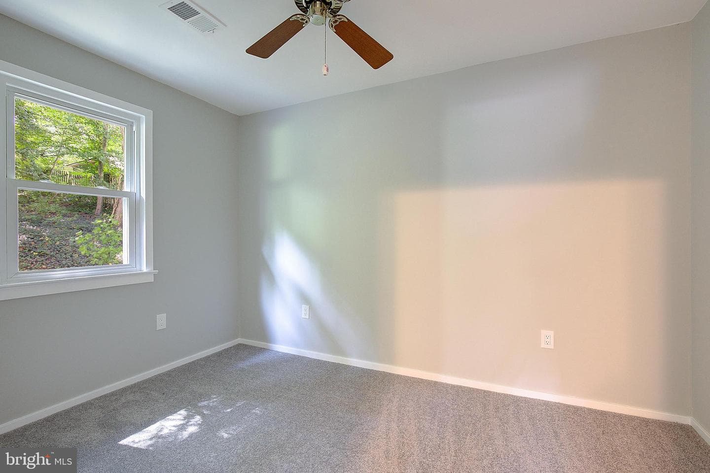 349 Arbutus Drive photo 43