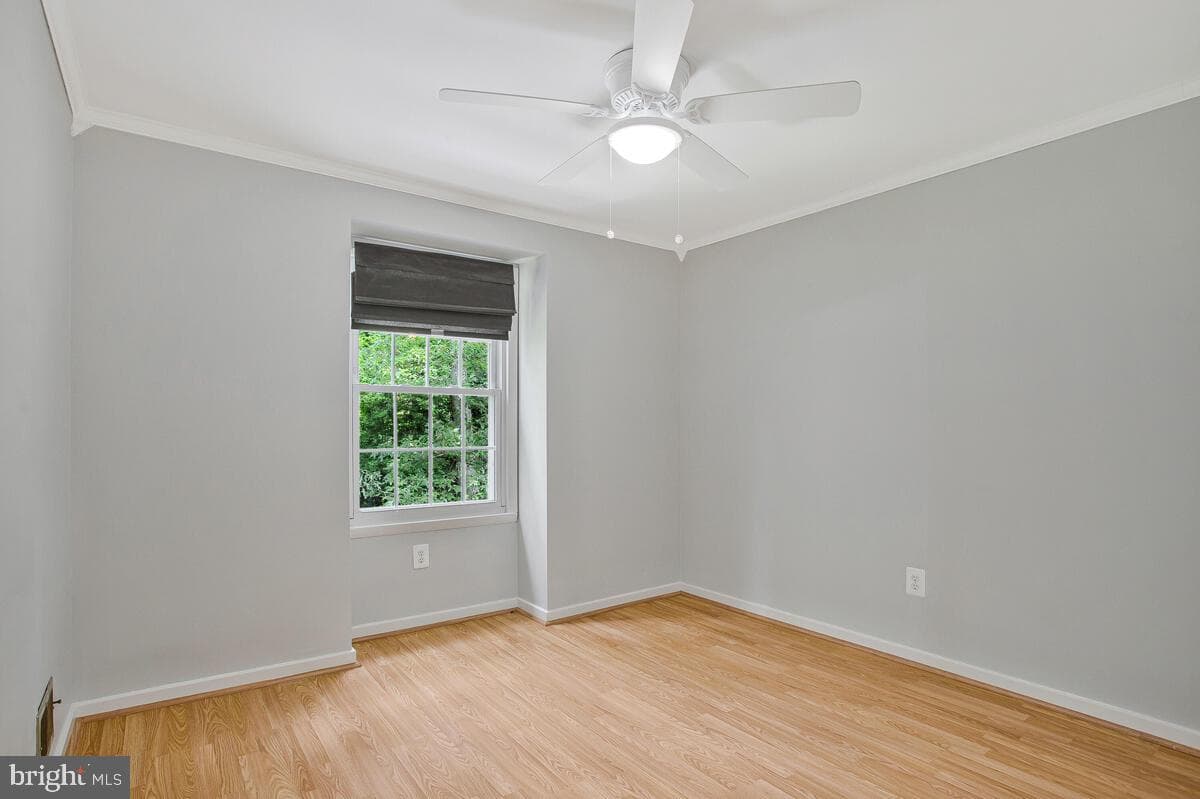 616 Bay Hills Drive photo 18