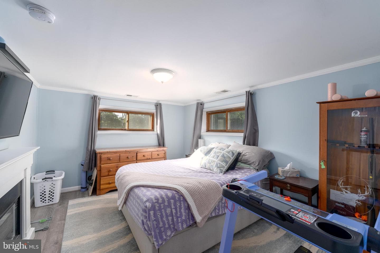 7875 Telegraph Road photo 11