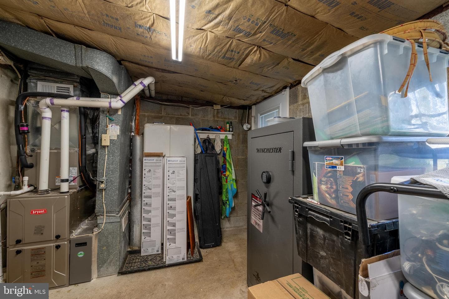 7875 Telegraph Road photo 16