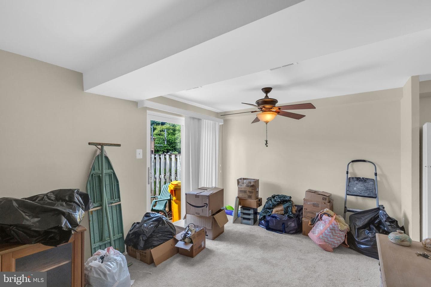 536 West Court photo 7