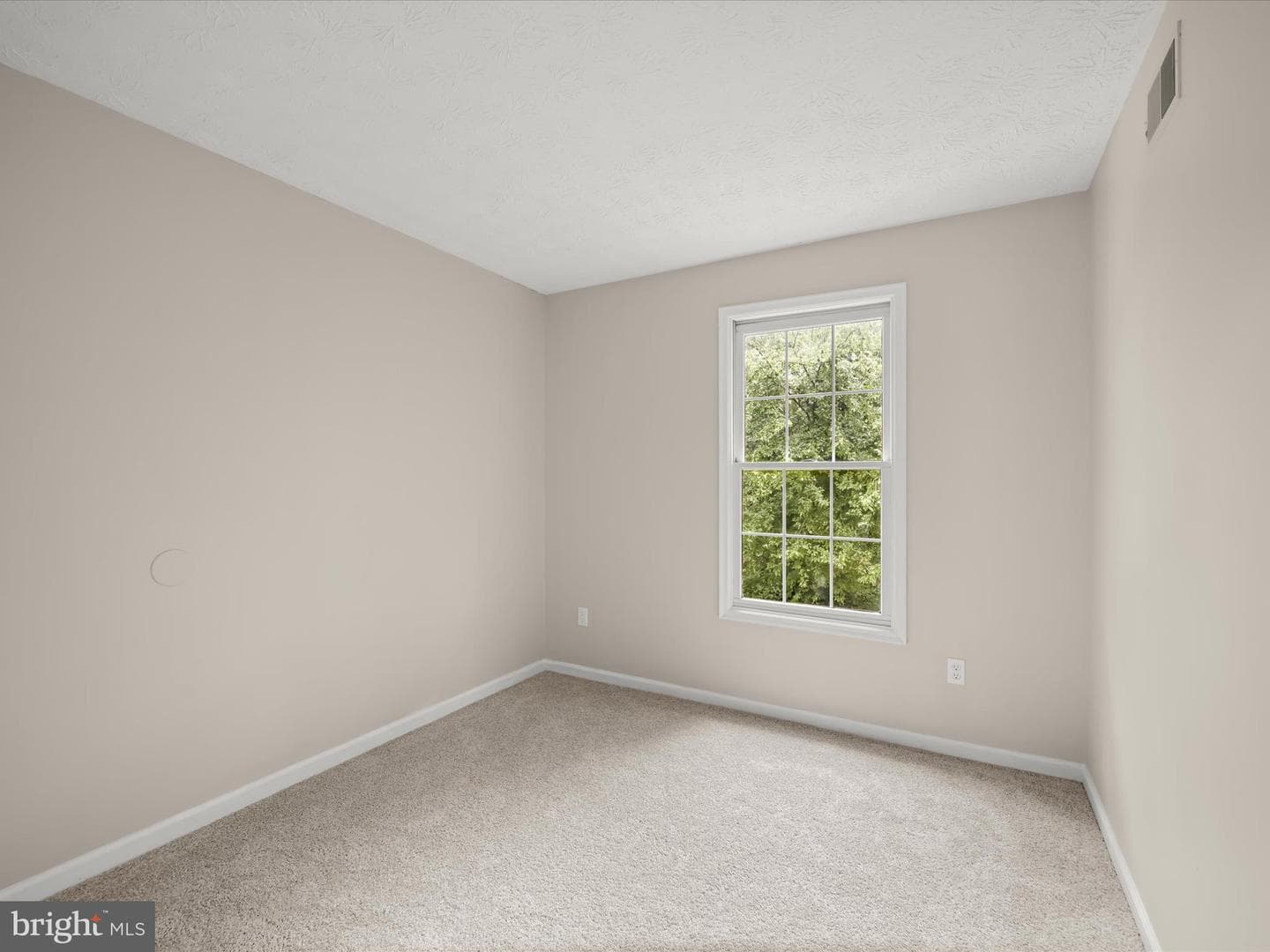 2141 Commissary Circle photo 18