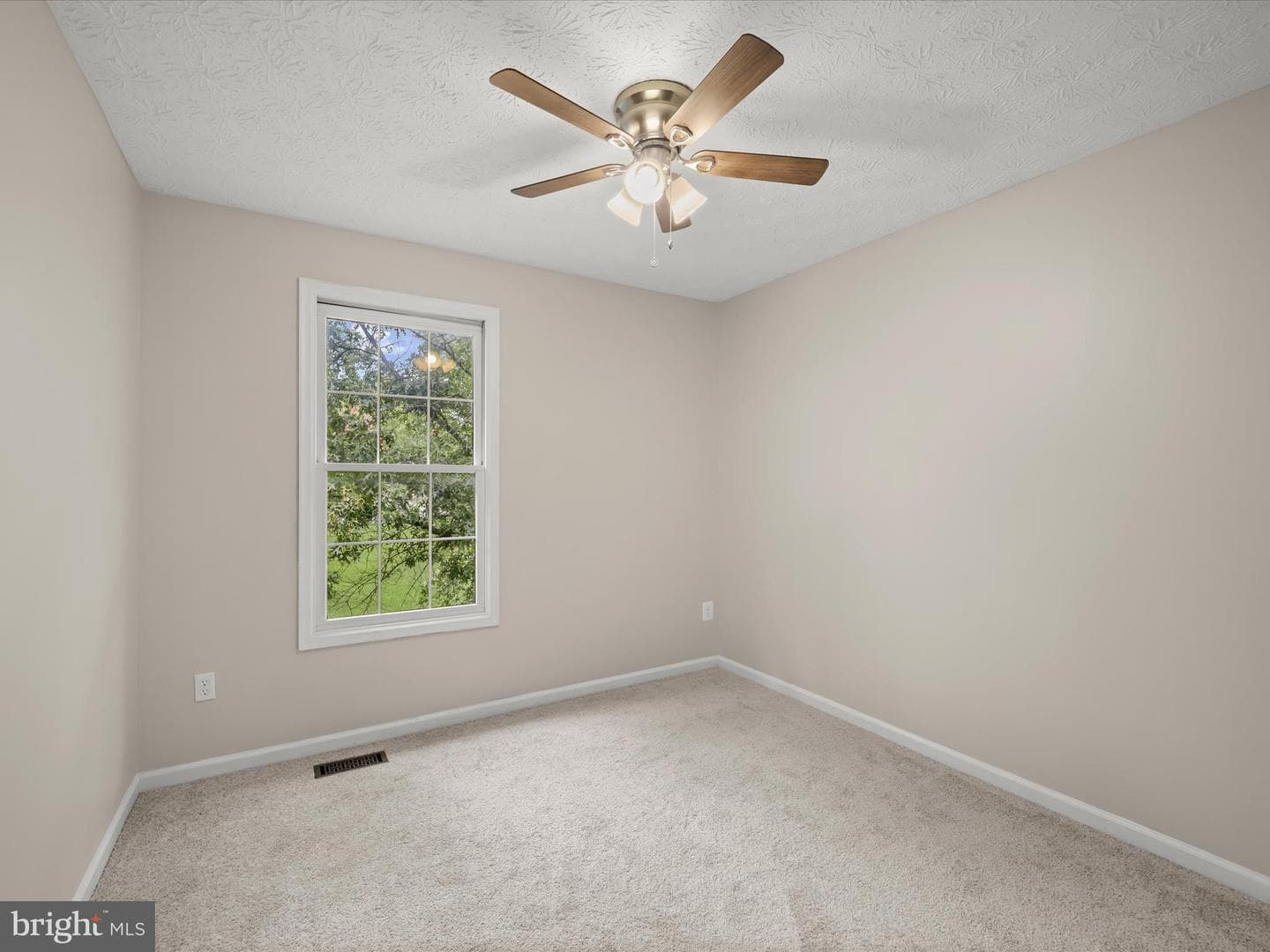 2141 Commissary Circle photo 20