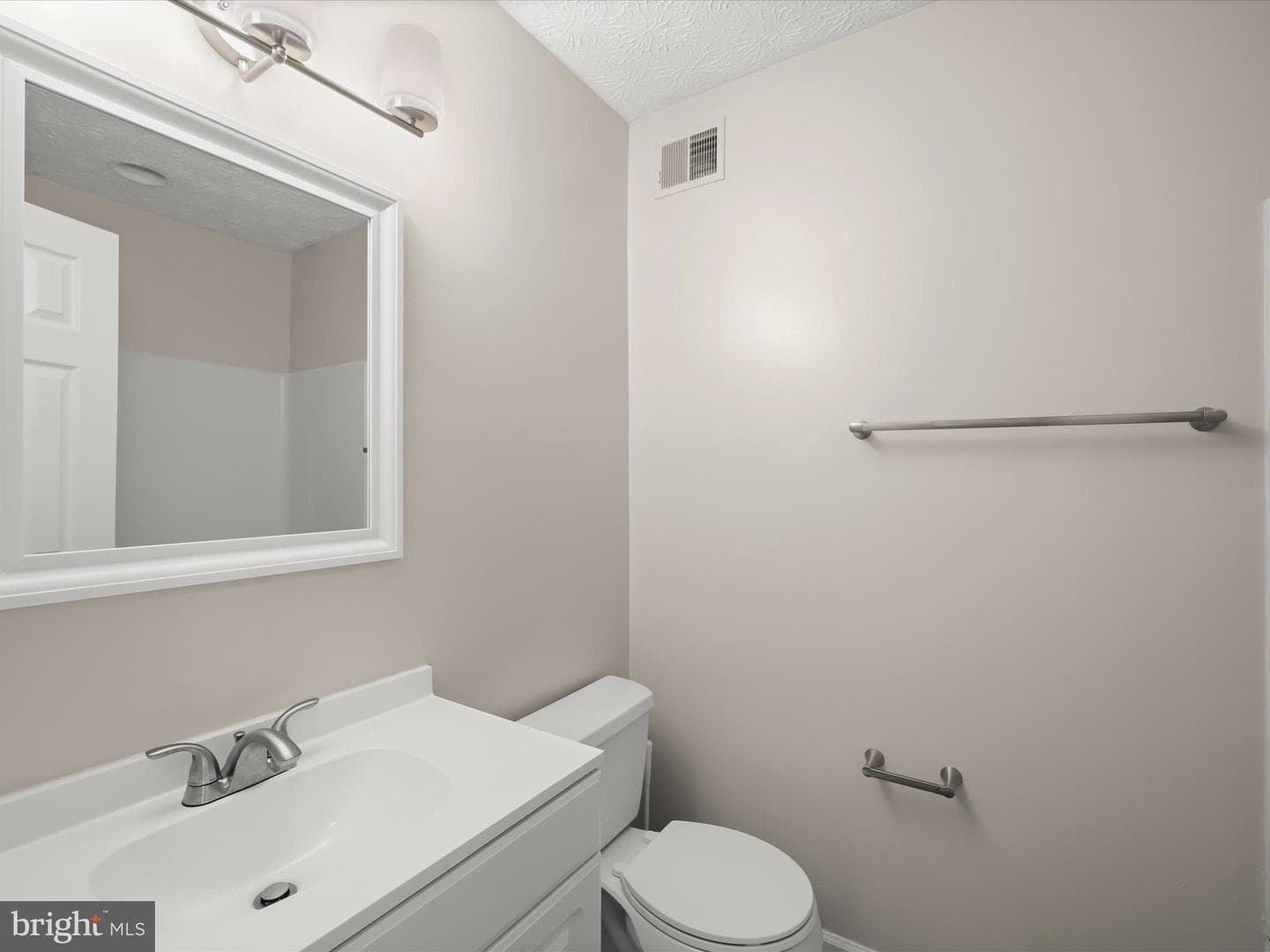 2141 Commissary Circle photo 22