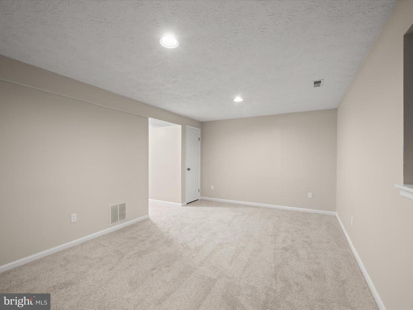 2141 Commissary Circle photo 25
