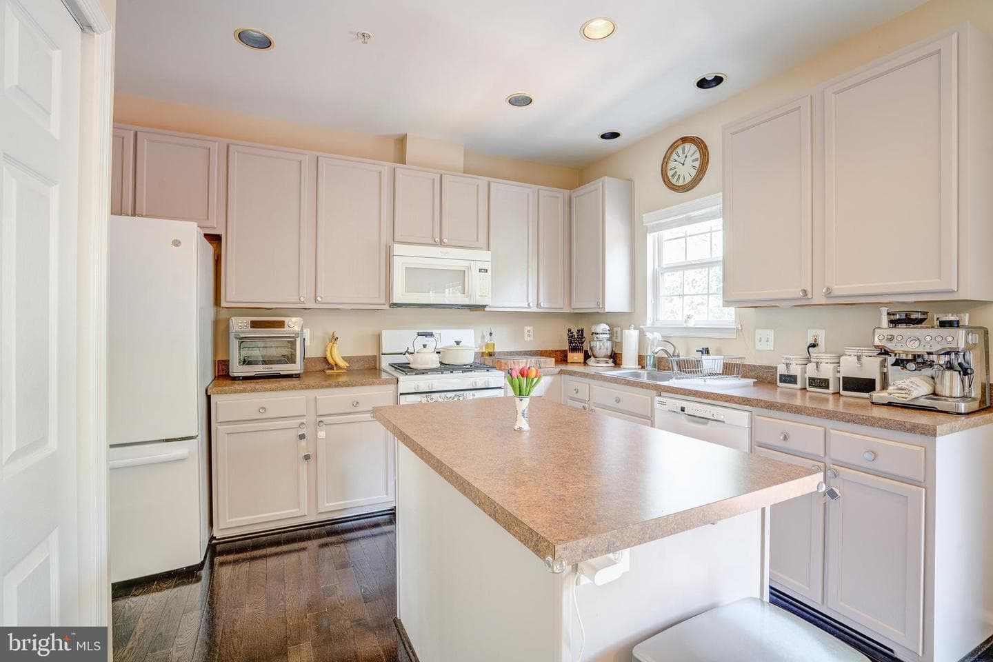 2314 Bellow Court photo 7
