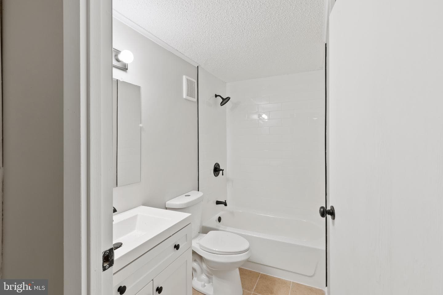 1400 Ellis Road photo 16