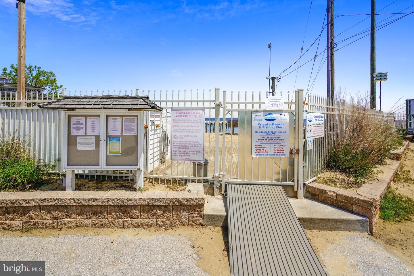 1400 Ellis Road photo 27
