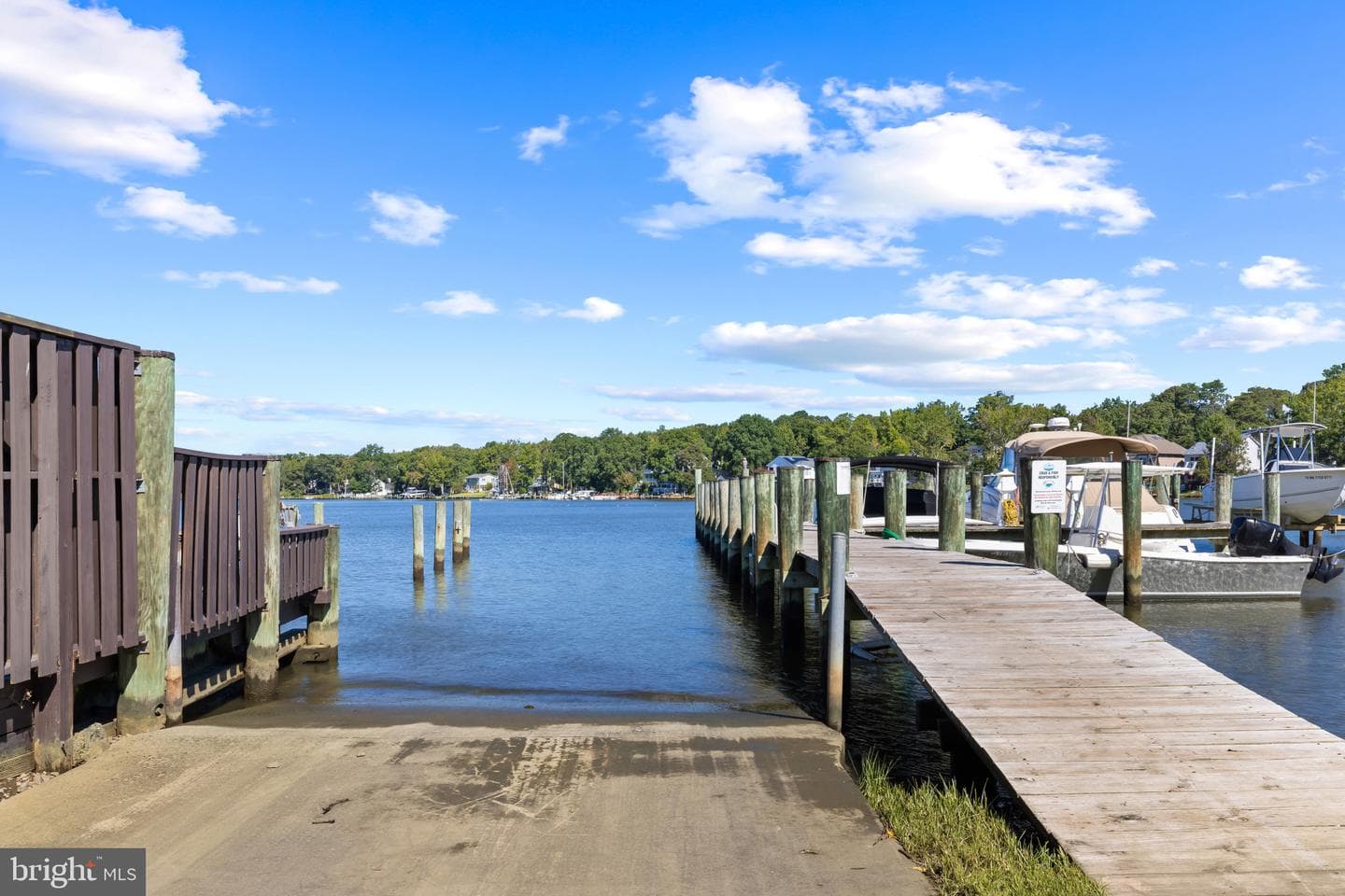 1400 Ellis Road photo 44