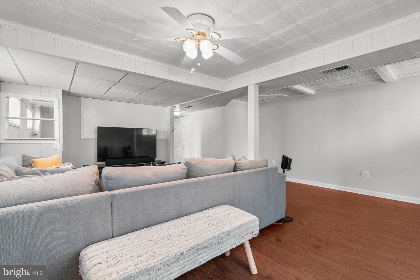 1746 Tacoma Road photo 32