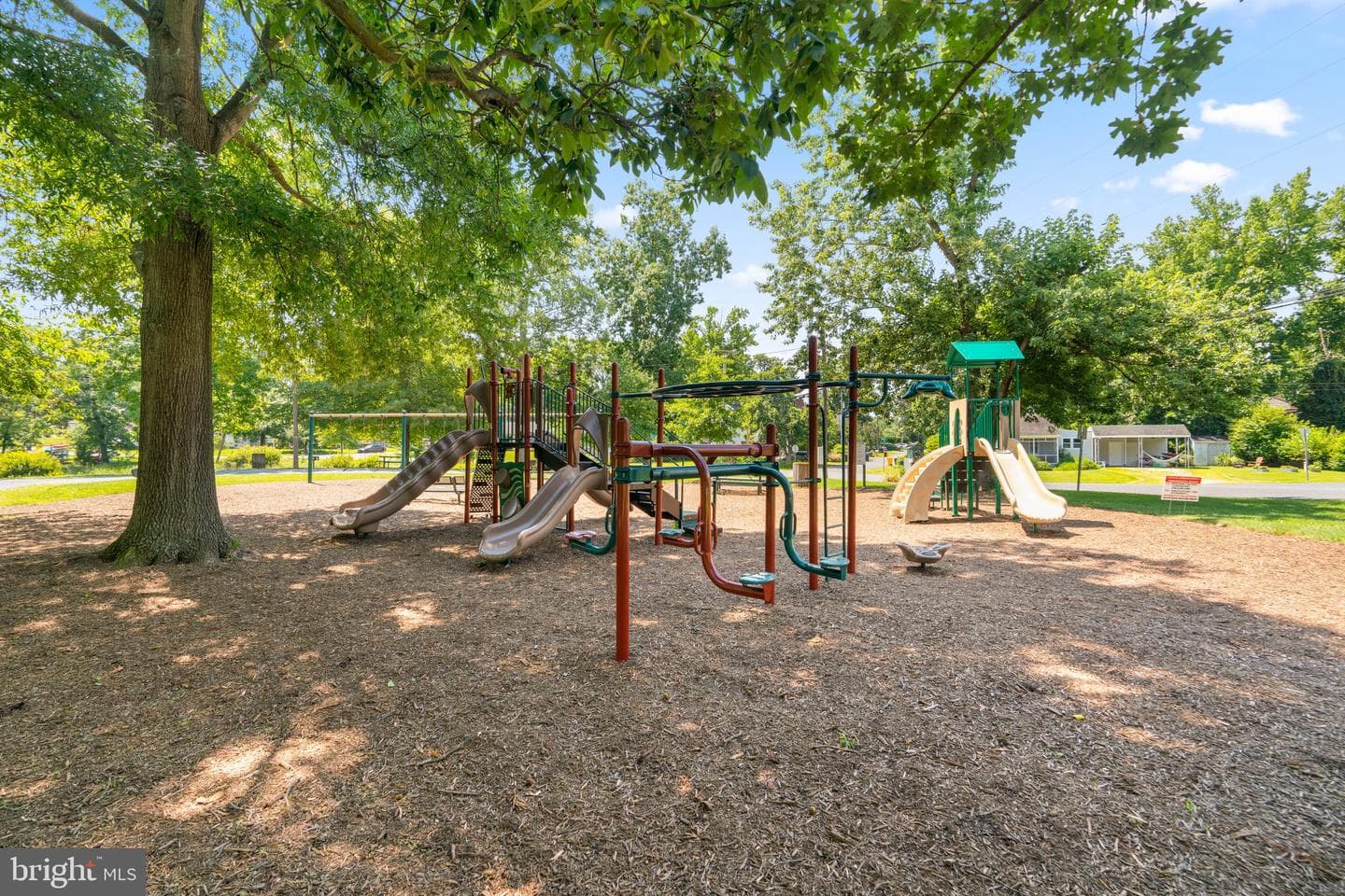 1746 Tacoma Road photo 46