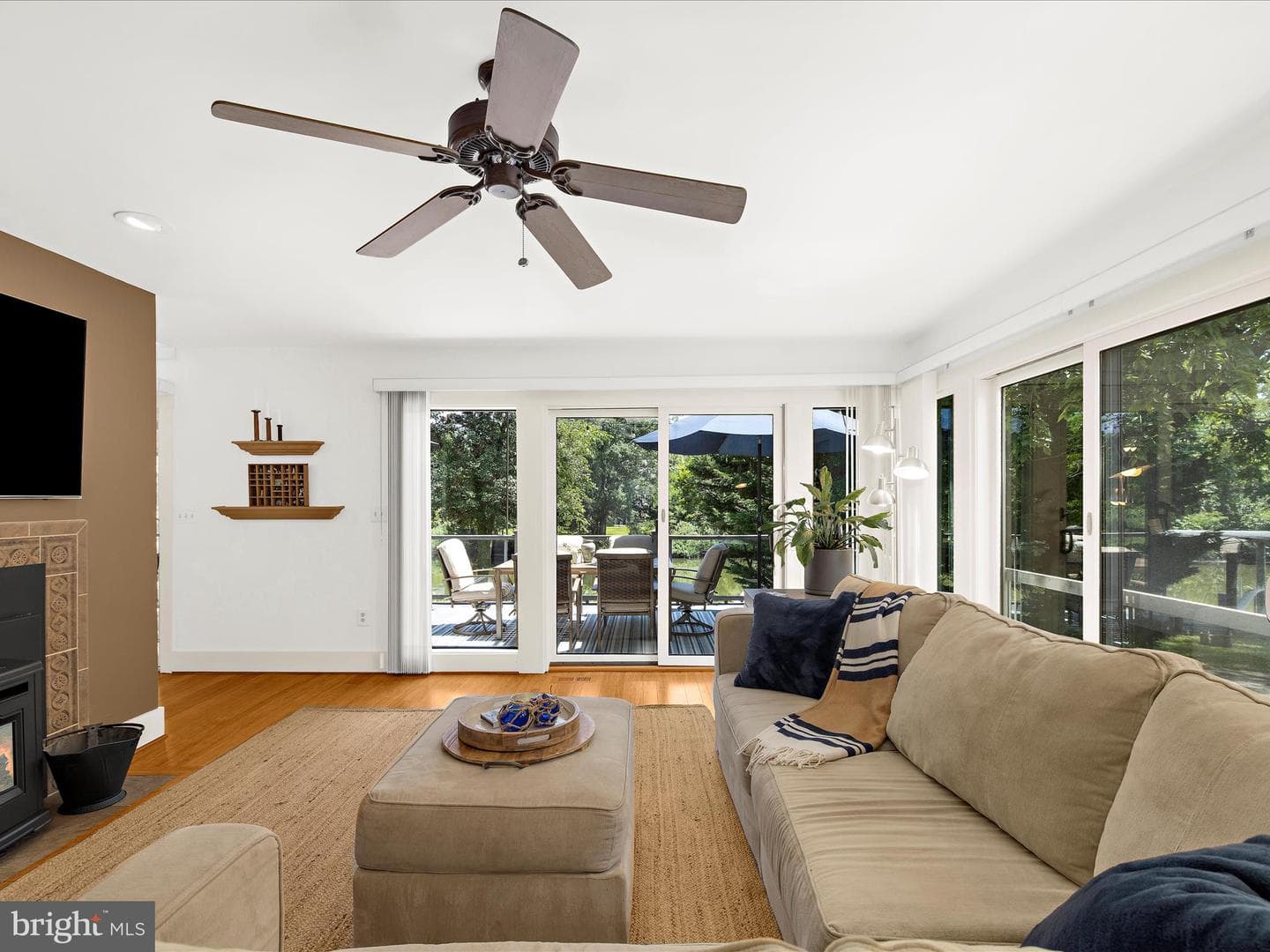 527 Lee Circle photo 7
