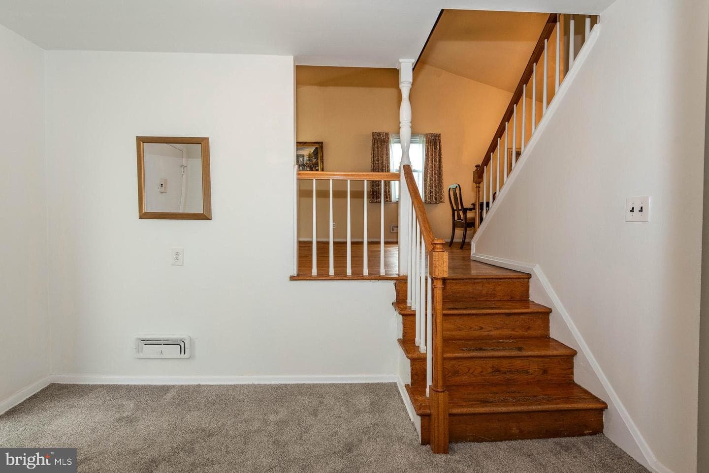 208 Ardmore Road photo 10