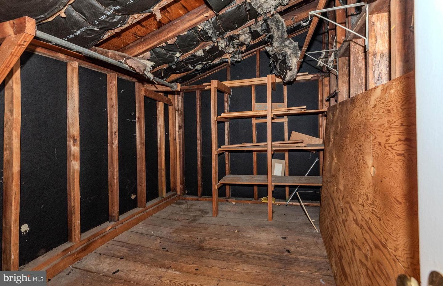208 Ardmore Road photo 57