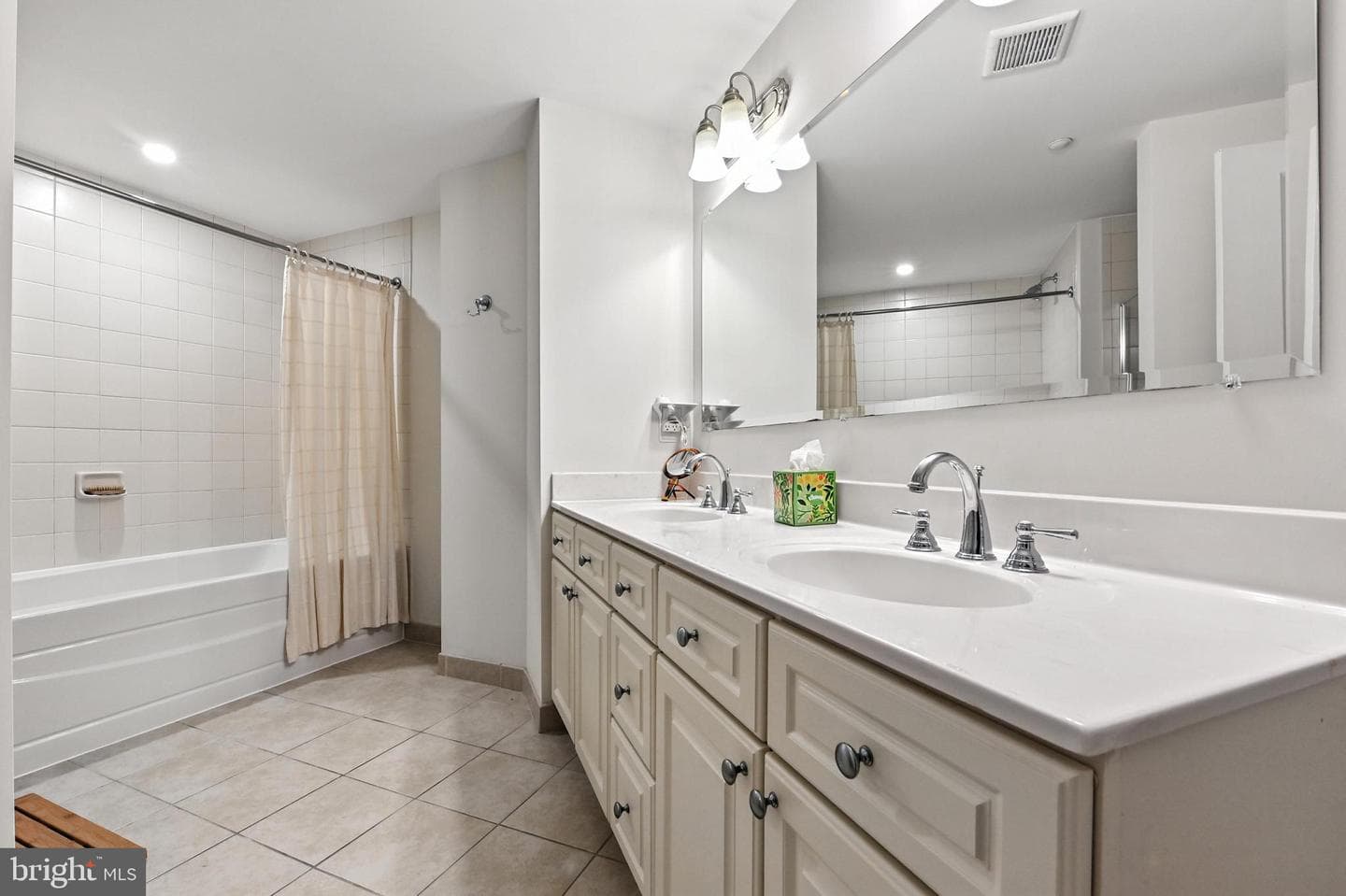 5 Park Place #217 photo 15