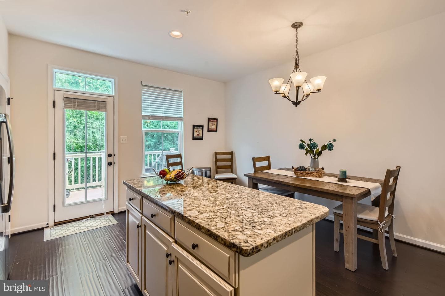 422 Willow Bend Drive photo 9