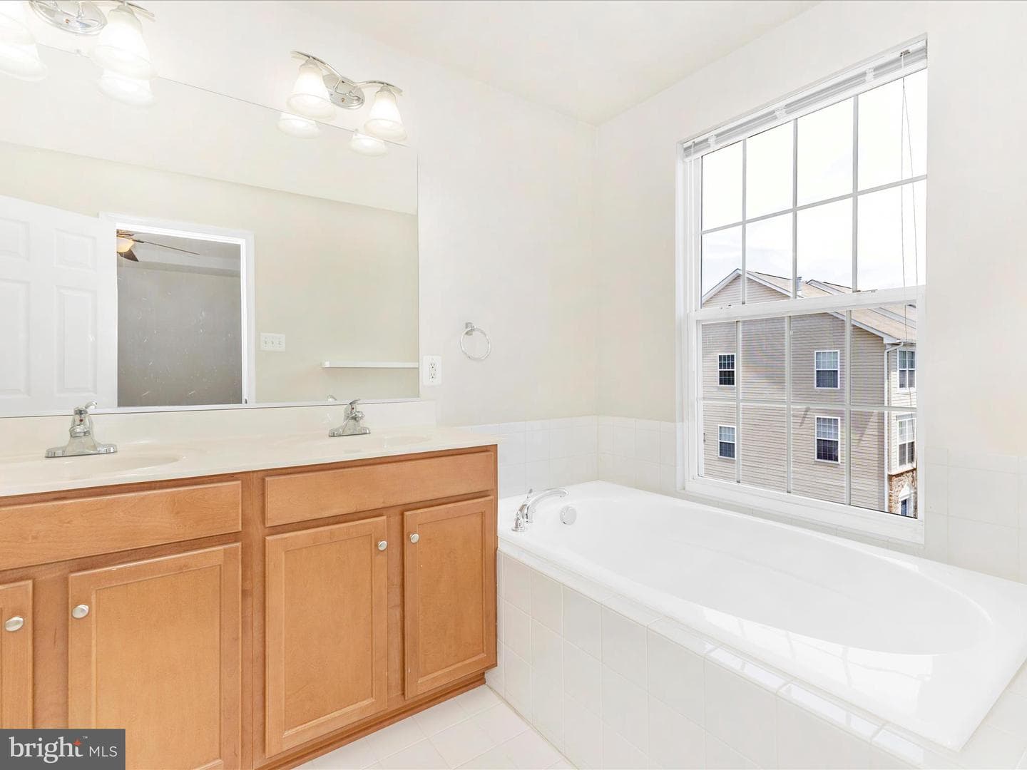 1710 Jennifer Meadows Court photo 32