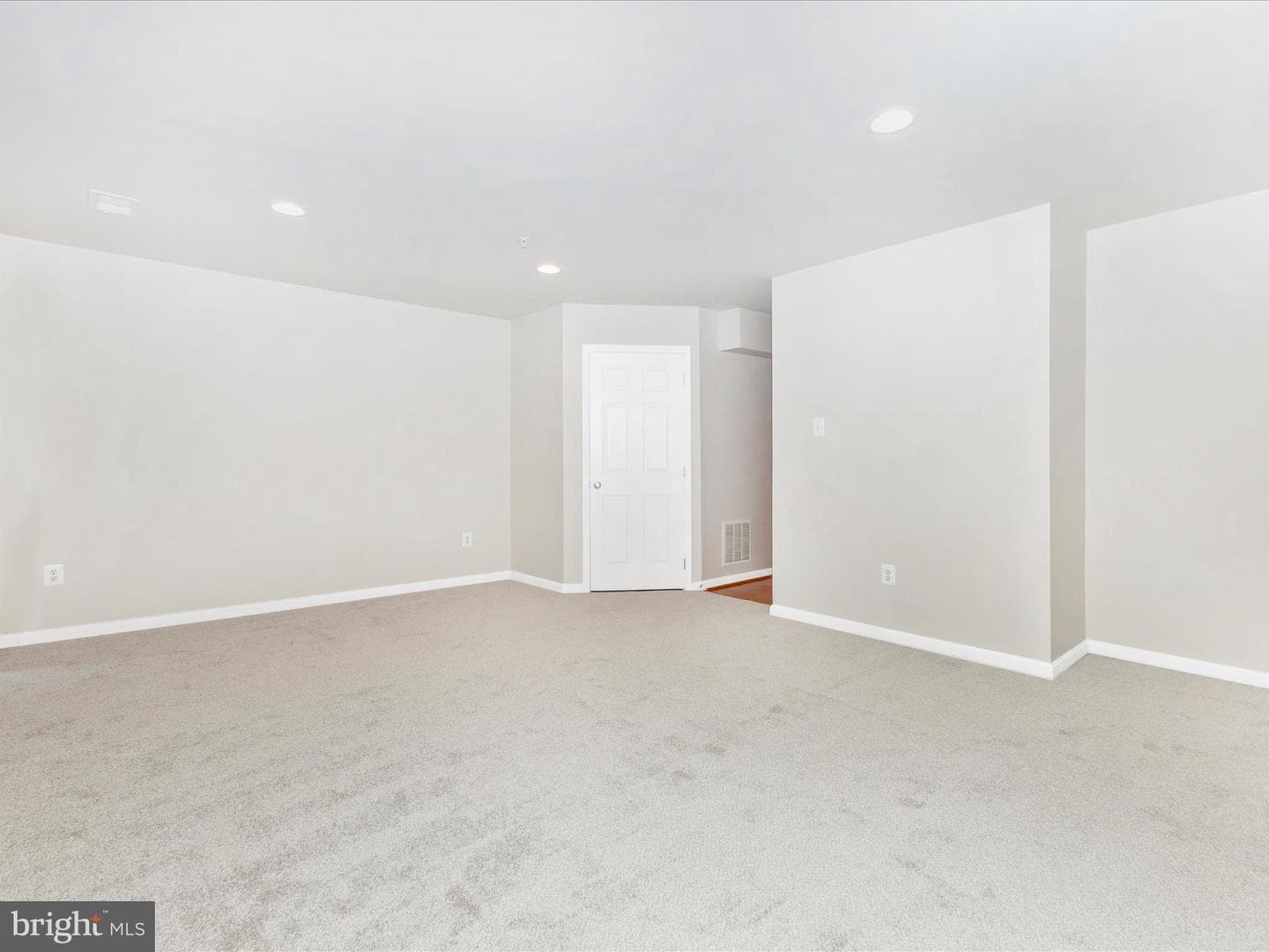 1710 Jennifer Meadows Court photo 35