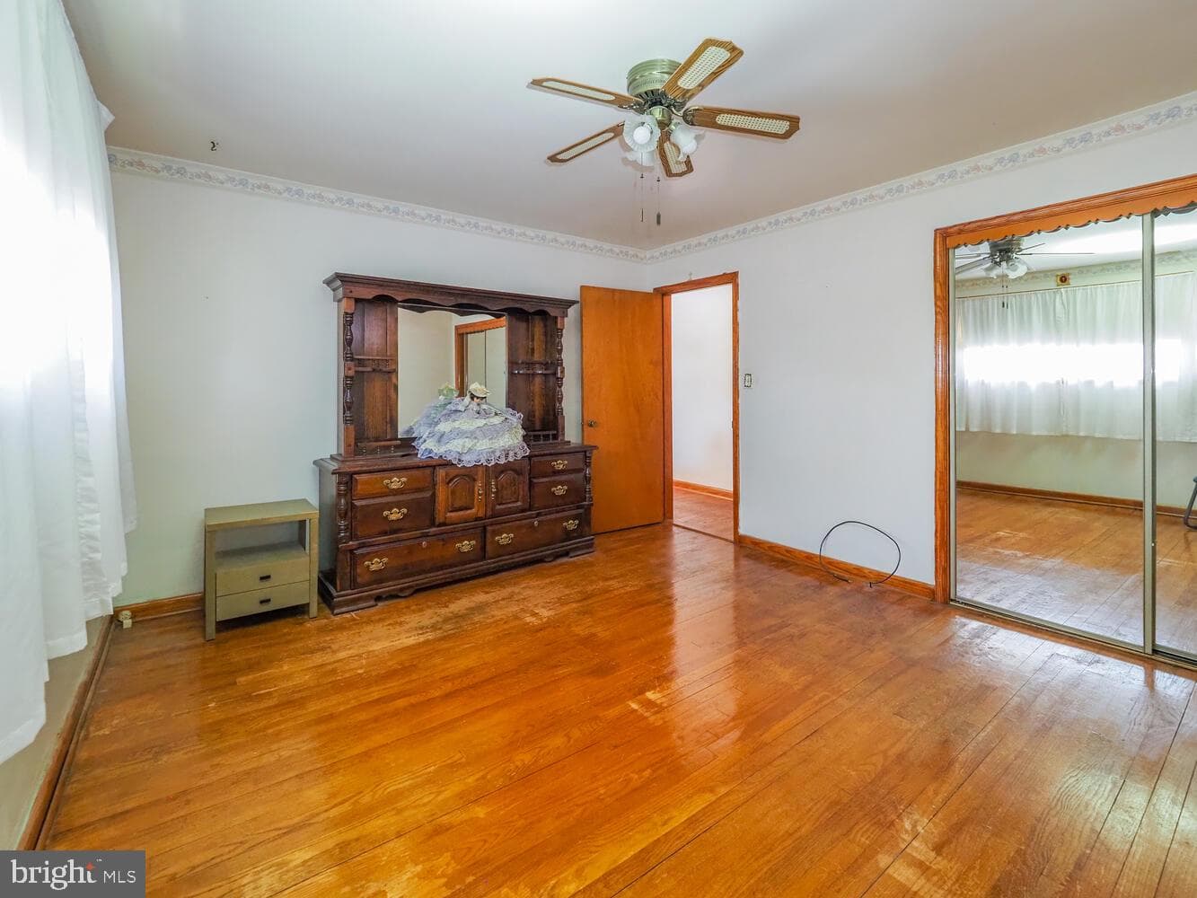 238 Wanda Road photo 16