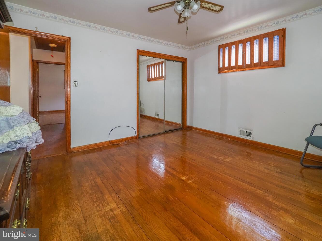 238 Wanda Road photo 17