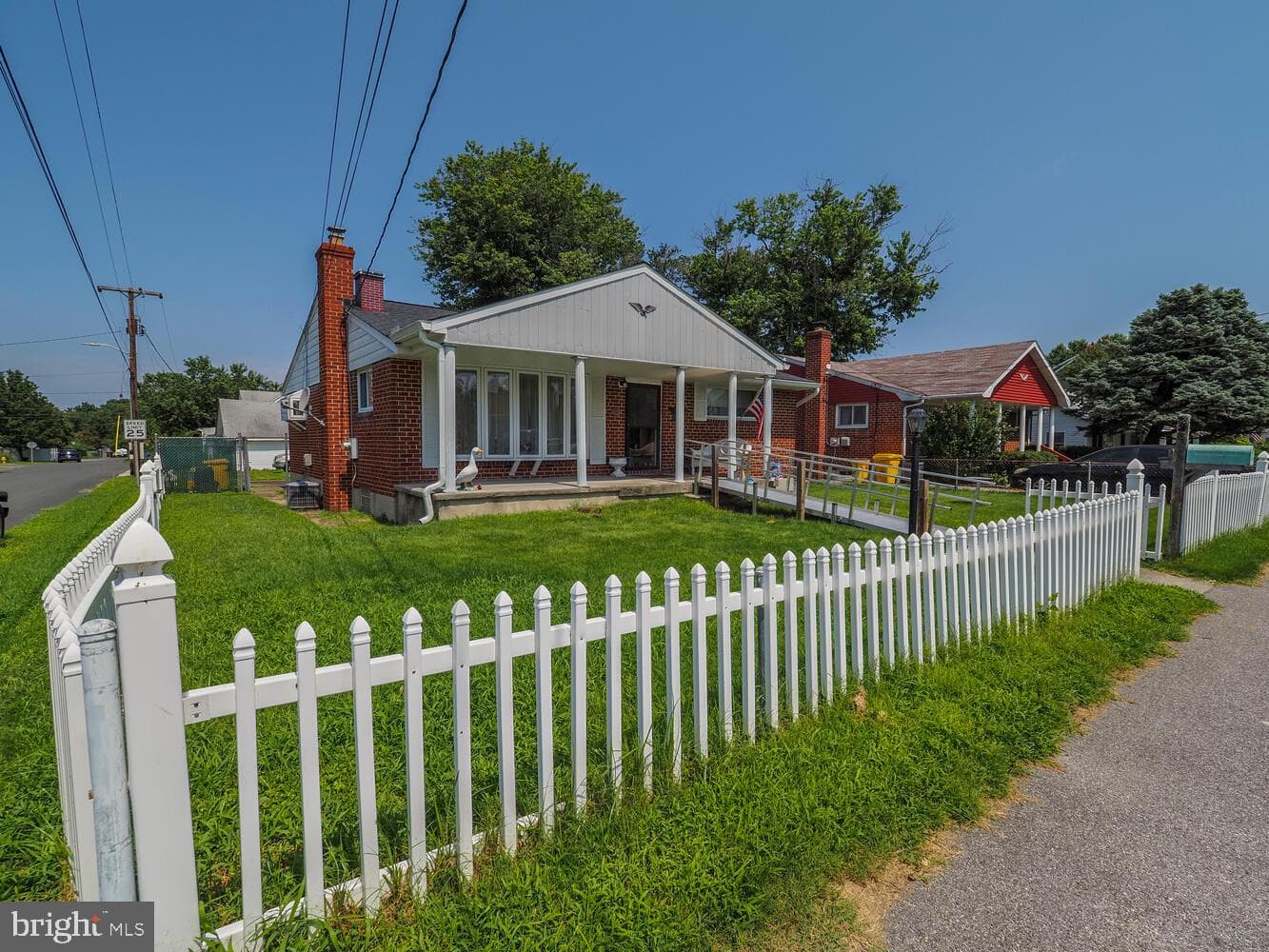 238 Wanda Road photo 32