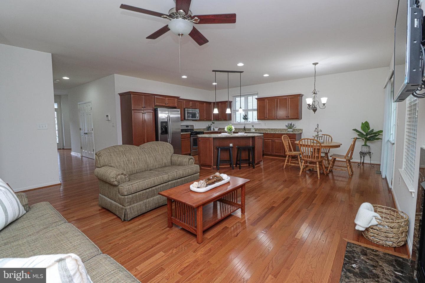 217 Saltgrass Drive photo 11