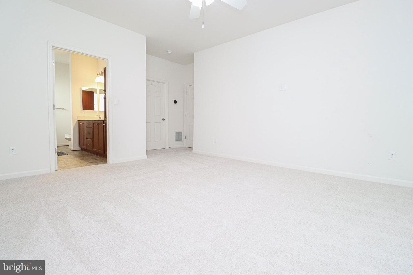 217 Saltgrass Drive photo 15